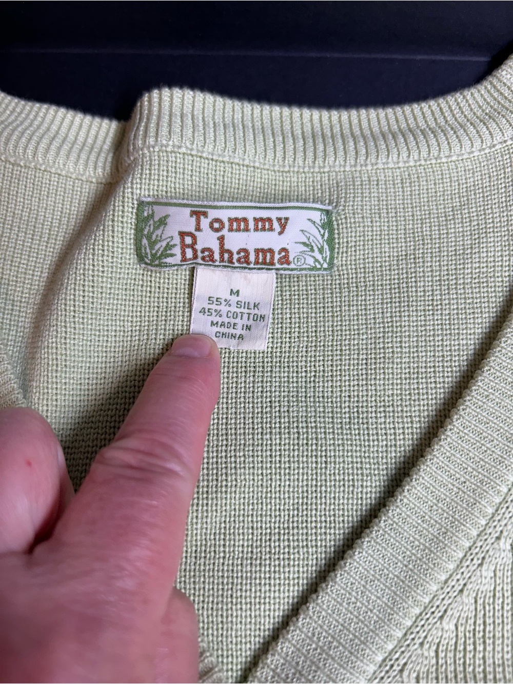 Tommy Bahama Pale Green Silk/Cotton V-Neck Cardigan Sweater - Picture 2 of 6